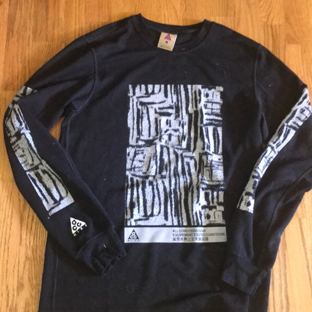 All conditions Nike long sleeve